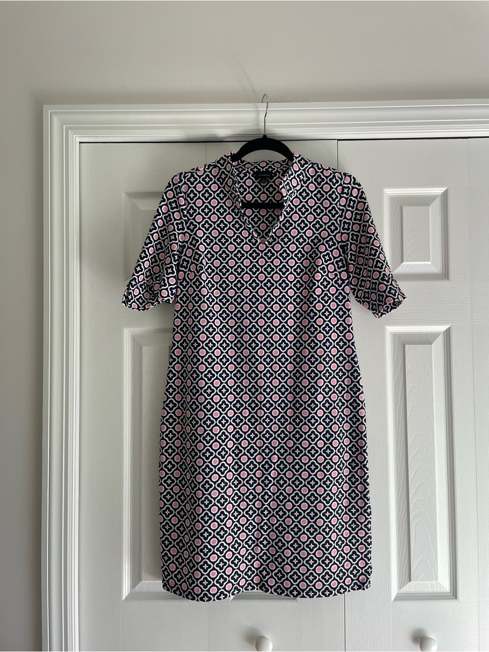 Talbots Navy & Pink Geometric Short Sleeve Shift Dress